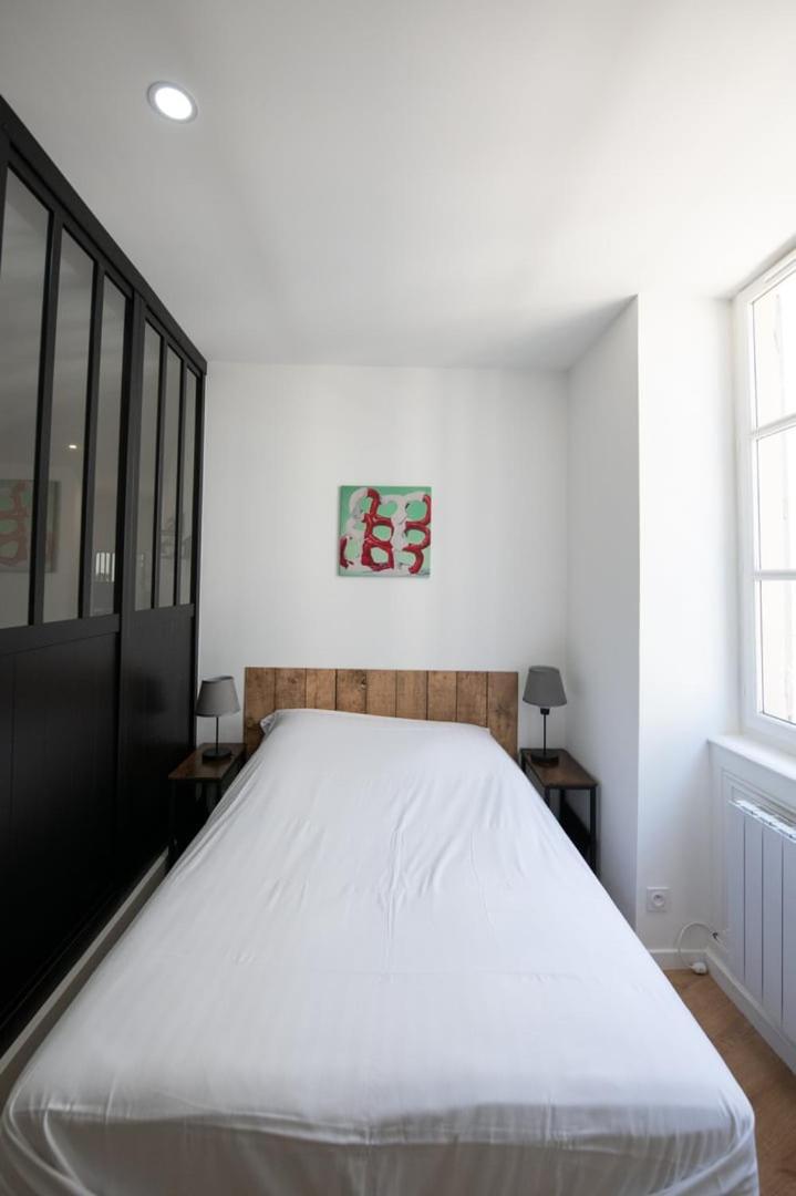 L'Arty - Tres Joli Studio Moderne Place Valmy Ліон Екстер'єр фото