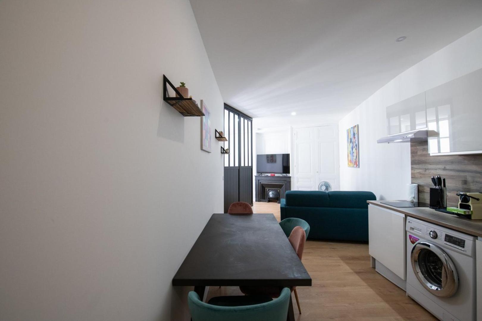 L'Arty - Tres Joli Studio Moderne Place Valmy Ліон Екстер'єр фото