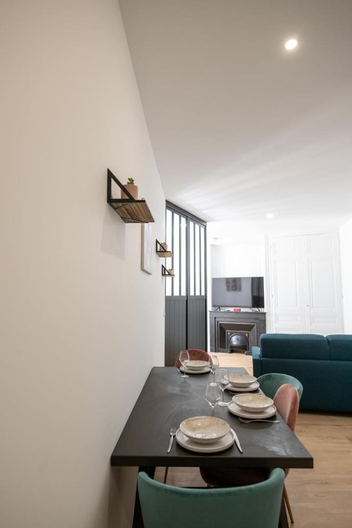 L'Arty - Tres Joli Studio Moderne Place Valmy Ліон Екстер'єр фото